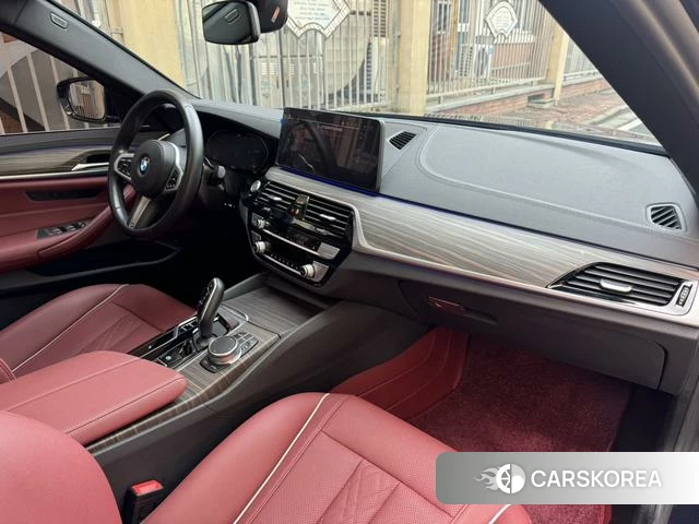 BMW 5 series 2022 Черный из Китая, фото 6