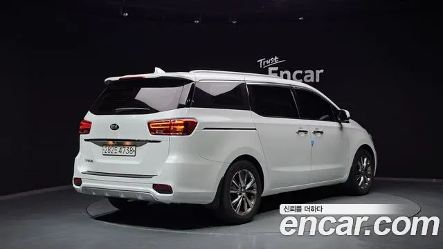 Kia The New Carnival id 2854935 из Кореи 12