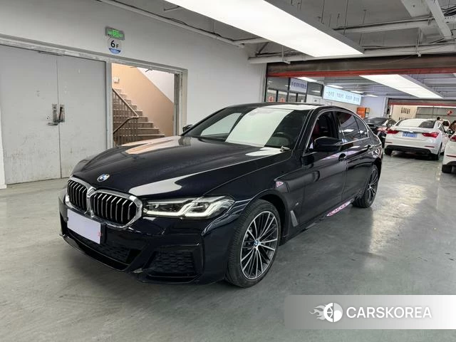 BMW 5 series 2021 Черный из Китая, фото 4