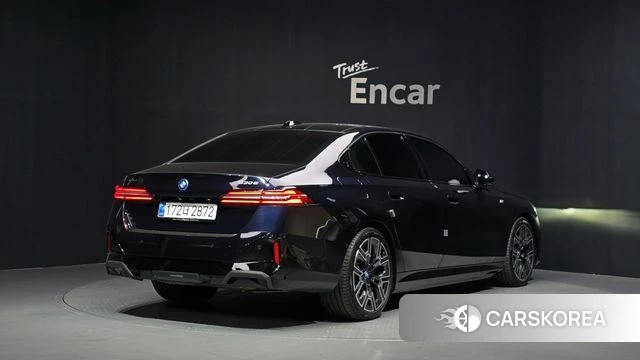 BMW 5 Series (G60) id 4729870 из Кореи 12
