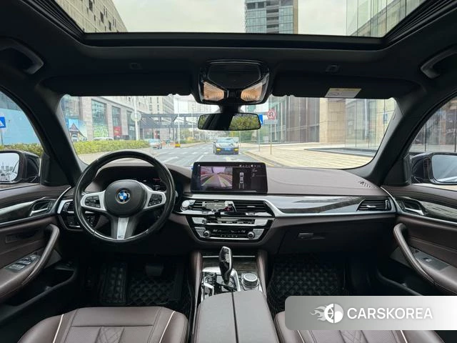 BMW 5 series 2022 Черный из Китая, фото 4