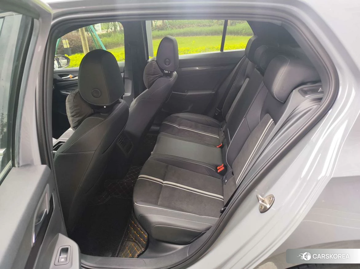 Volkswagen Golf 2020 Серебристо-серый из Китая, фото 2