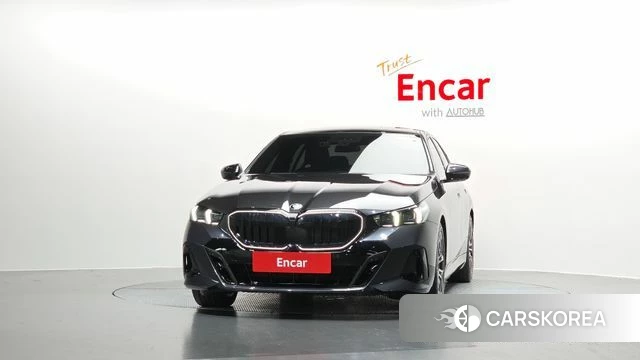 BMW 5 Series (G60) id 4649485 из Кореи 12