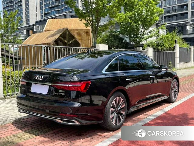 Audi A6L 2023 Черный из Китая, фото 2