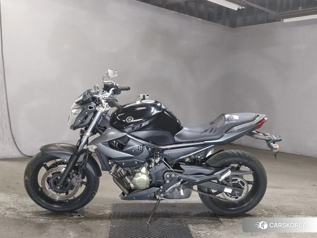 Проданный Yamaha XJ6N 2012 из Японии