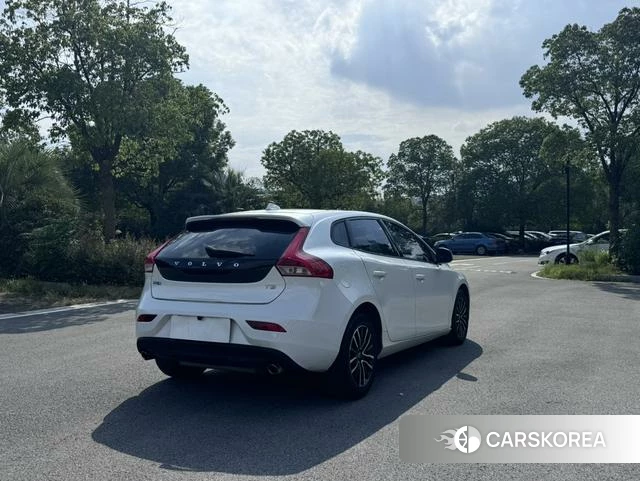 Volvo V40 id 4242538 из Китая 10