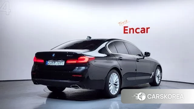 BMW 5 Series (G30) id 3685568 из Кореи 12