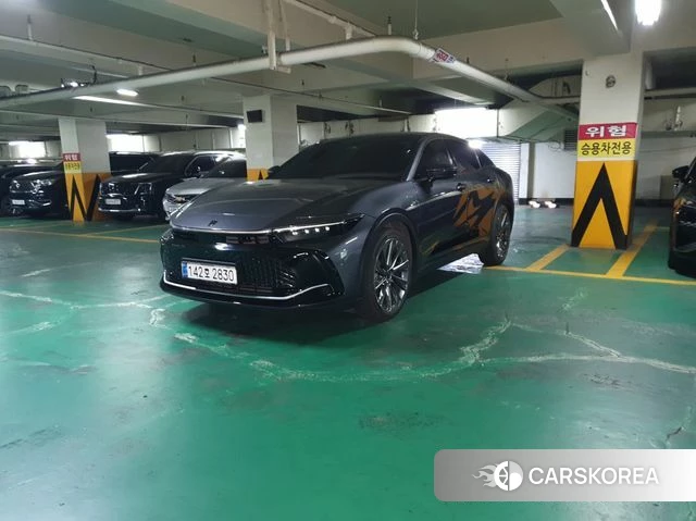 Toyota Crown Crossover id 4177894 из Кореи 9