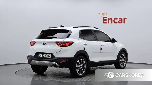 Kia Stonic id 3509192 из Кореи 12