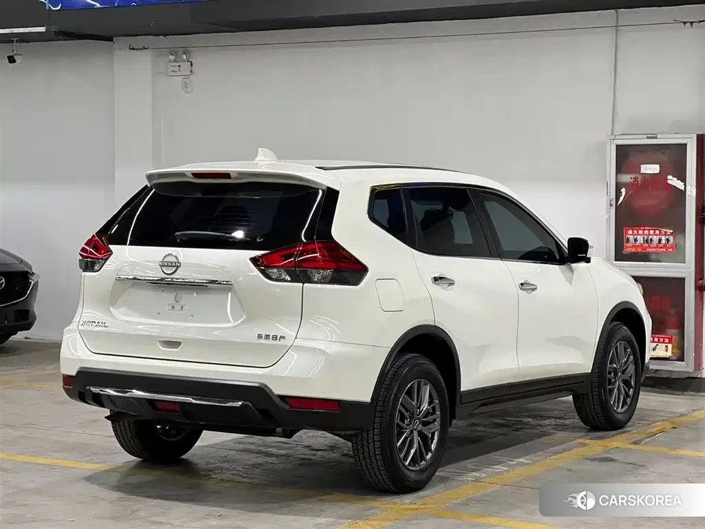 Nissan X-Trail id 4547975 из Китая 13