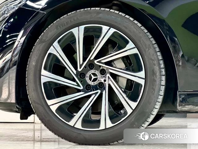Mercedes-Benz E-class id 4256480 из Китая 12