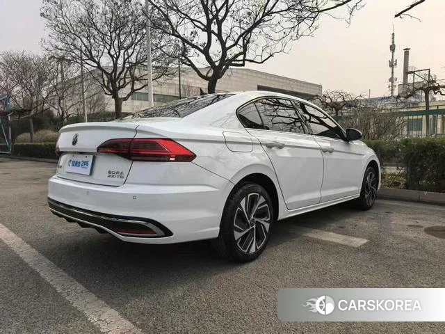 Volkswagen Bora id 4272177 из Китая 12