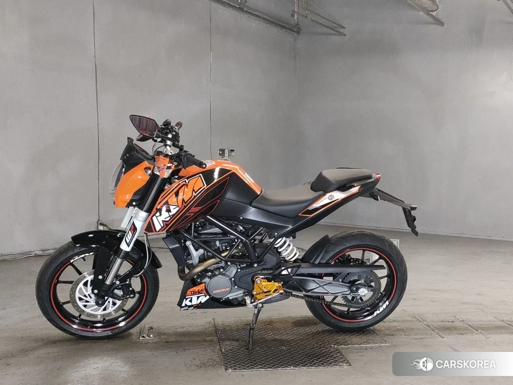 Проданный KTM 125 DUKE 2011 из Японии