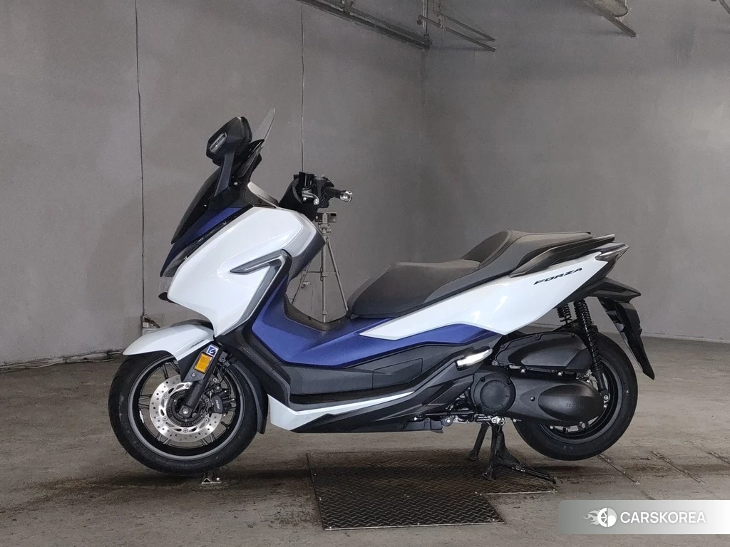 Проданный Honda FORZA 2018 из Японии, фото 2