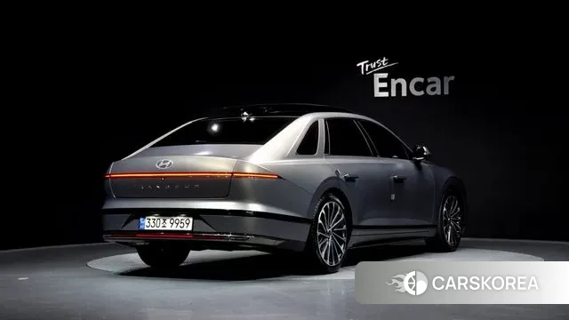 Hyundai Grandeur (GN7) id 3354392 из Кореи 12