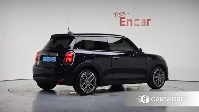 Mini Cooper Electric id 2905246 из Кореи 12