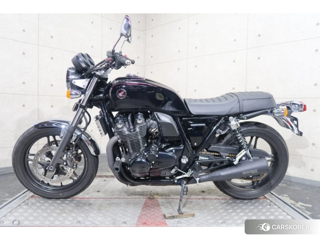 Проданный Honda CB1100 2015 из Японии