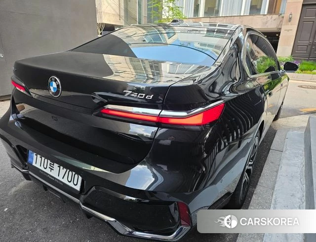 BMW 7 Series (G70) 2025 Черный из Кореи, фото 2
