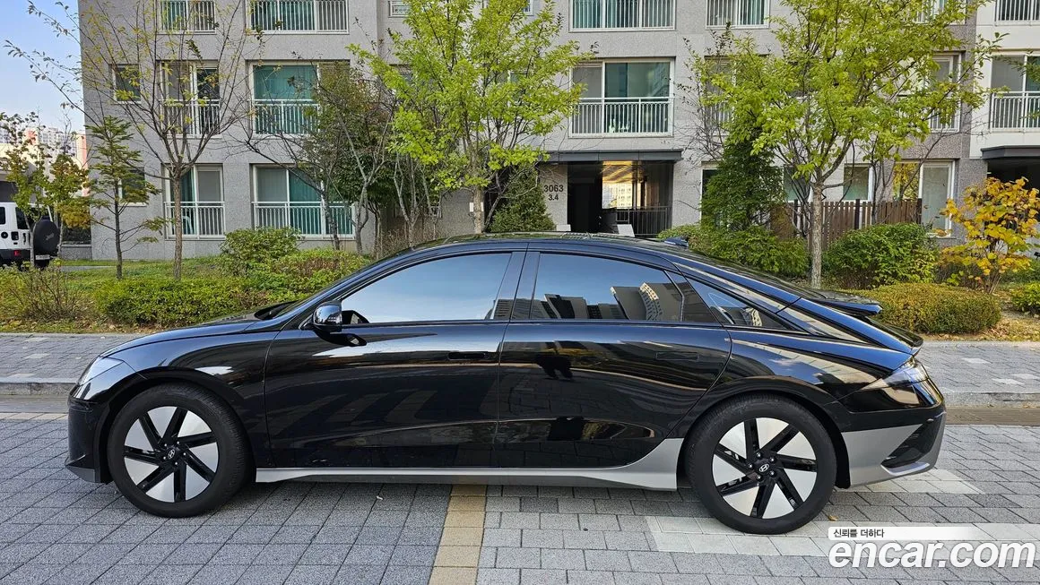 Hyundai Ionic 6 2023 Черный из Кореи, фото 2