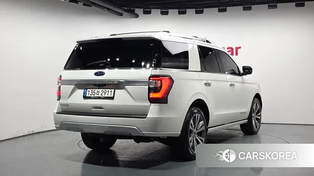 Ford Expeditation id 3343324 из Кореи 12