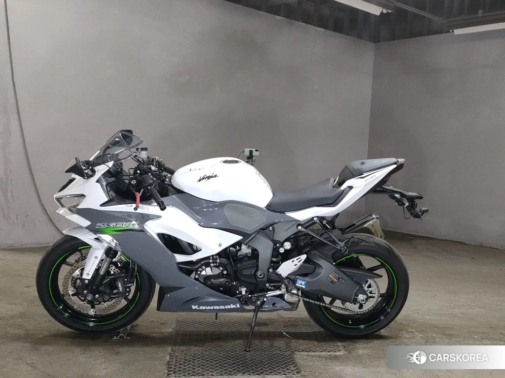 Проданный Kawasaki ZX-6R NINJA 2021 из Японии