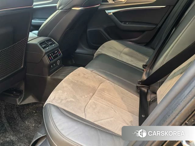 Audi A6L 2023 Черный из Китая, фото 6