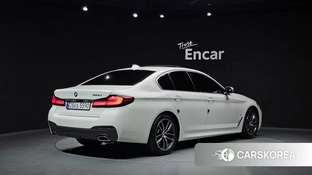 BMW 5 Series (G30) id 4624173 из Кореи 12