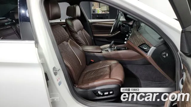 BMW 5 Series (G30) id 2679786 из Кореи 12