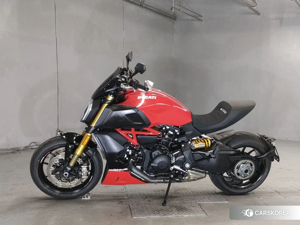 Проданный Ducati DIAVEL 1260 S 2020 из Японии