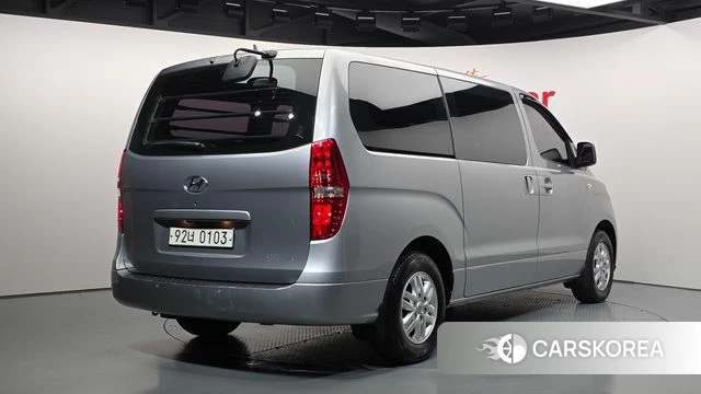 Hyundai The New Grand Starex id 4647916 из Кореи 12