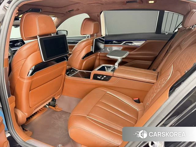 BMW 7 series 2020 Черный из Китая, фото 2