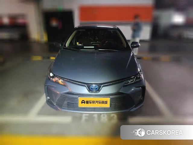 Toyota Corolla 2021 Синий из Китая, фото 2