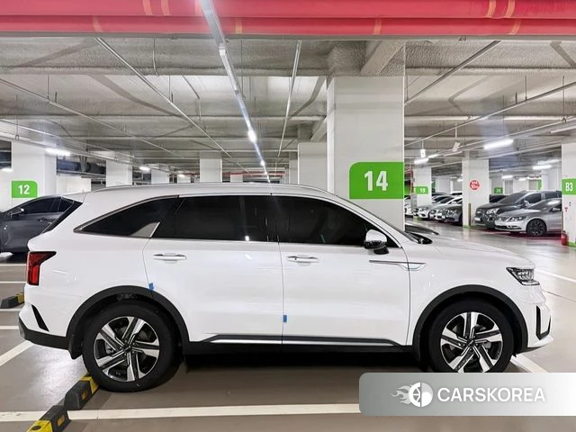 Kia Sorento 4th Generation 2023 Белый из Кореи, фото 4