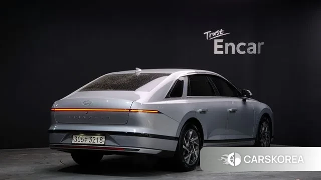 Hyundai Grandeur (GN7) id 3571831 из Кореи 12