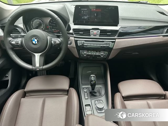 BMW X1 2022 Белый из Китая, фото 2