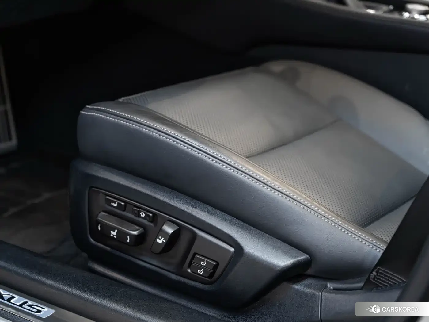 Lexus GS id 4601977 из Китая 12