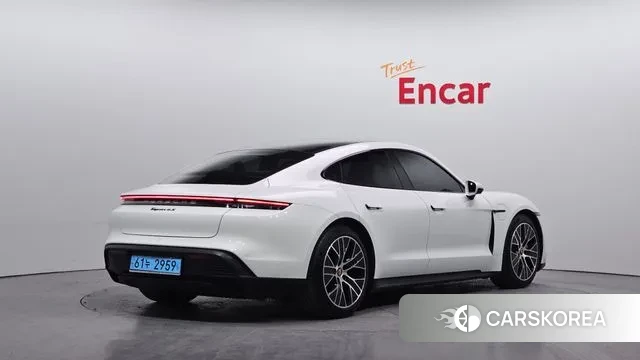 Porsche Taycan id 3621334 из Кореи 12