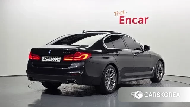 BMW 5 Series (G30) id 3736619 из Кореи 12