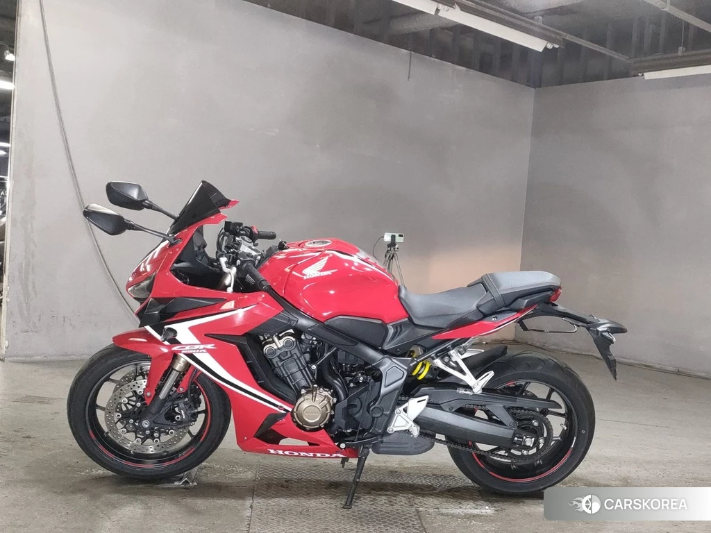 Проданный Honda CBR650R 2020 из Японии
