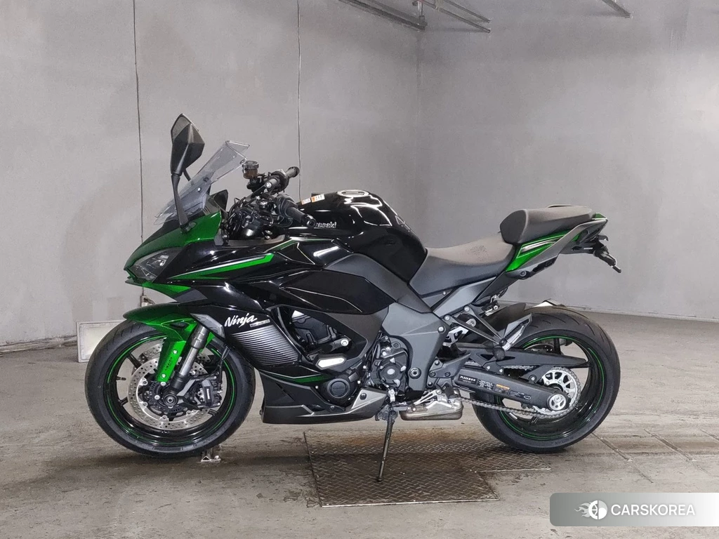 Проданный Kawasaki NINJA 1000 SX 2022 из Японии, фото 2