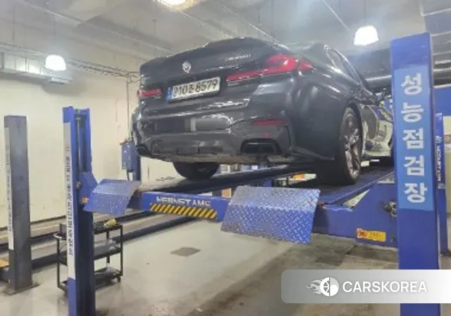 BMW 5 Series (G30) 2022 Серый из Кореи, фото 2