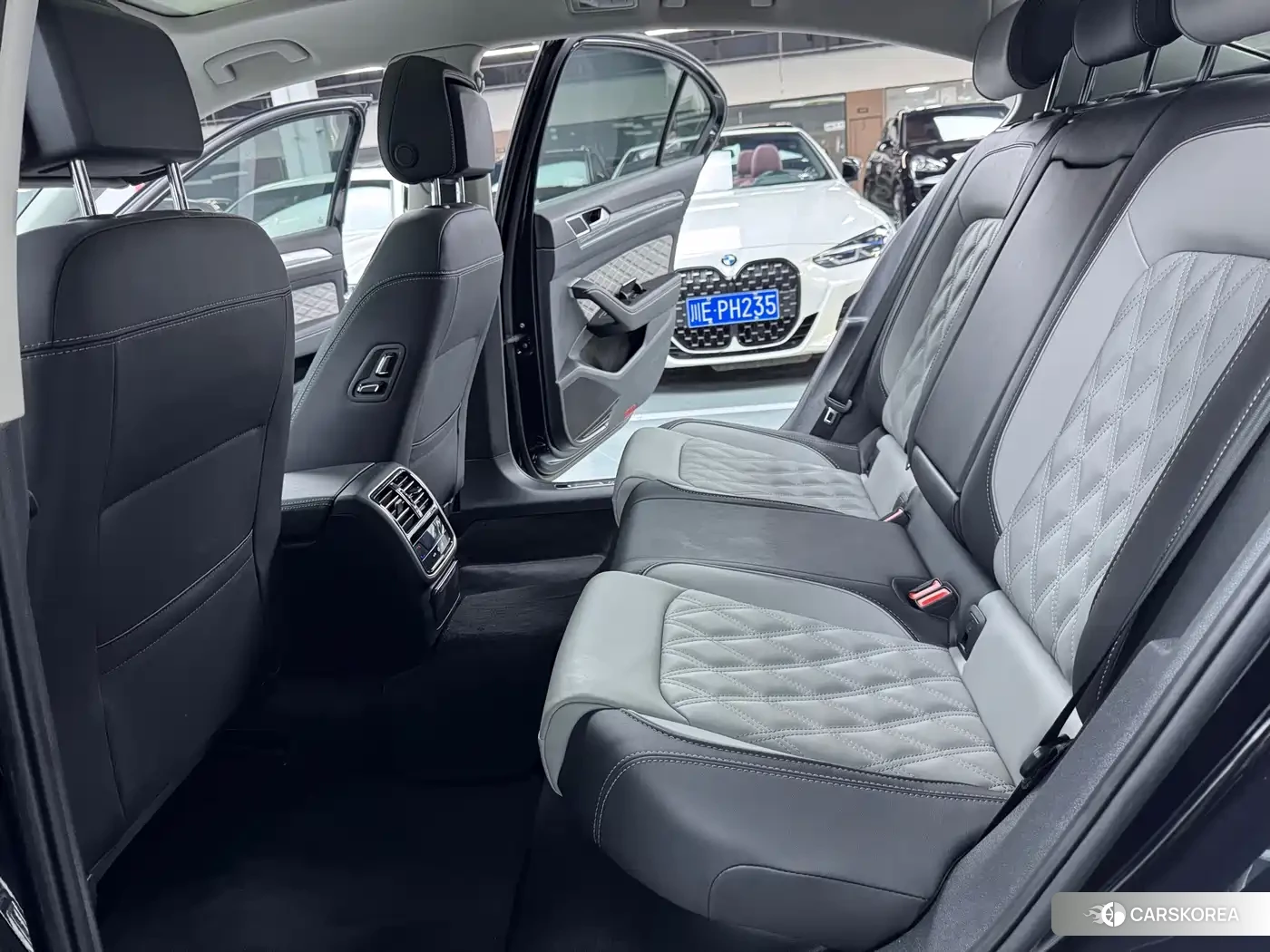 Volkswagen Magotan id 4653751 из Китая 9