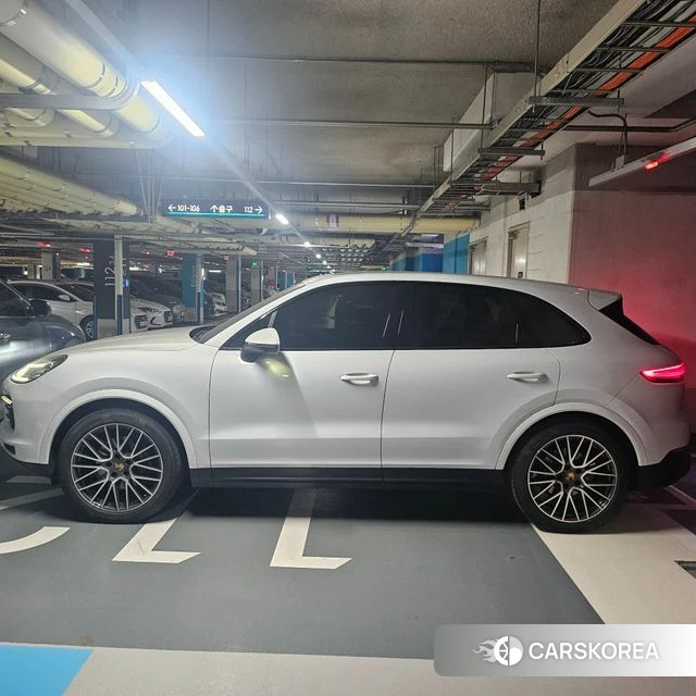 Porsche Cayenne (PO536) 2021 Белый из Кореи, фото 2