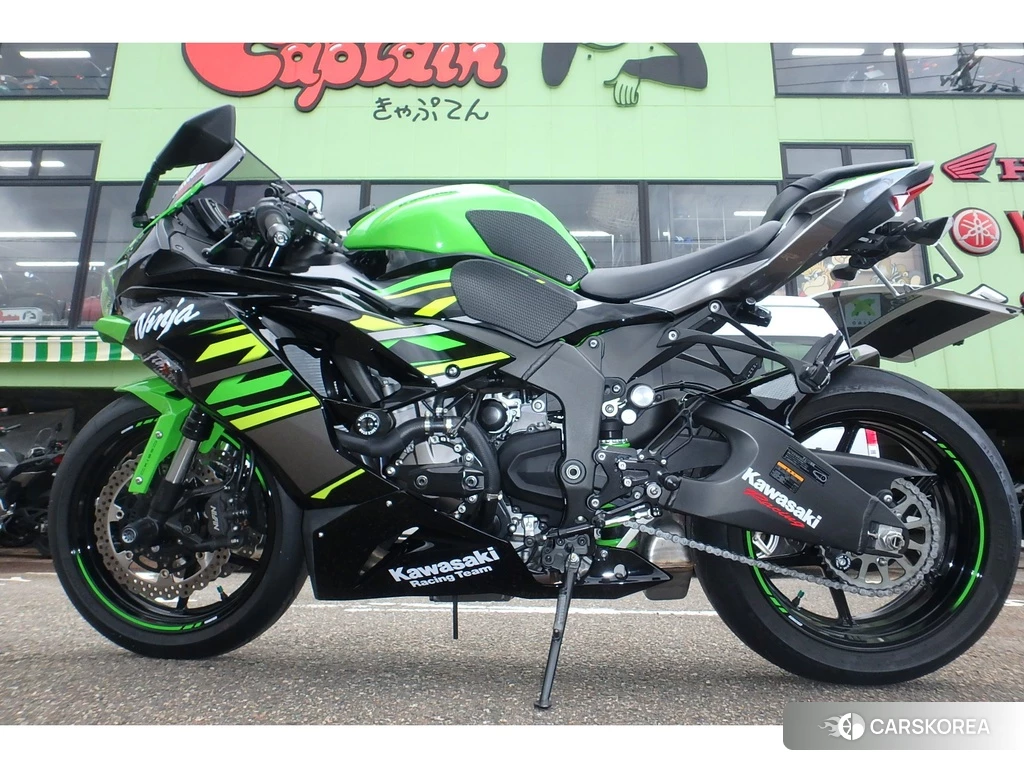 Проданный Kawasaki NINJA ZX-6R 2019 из Японии