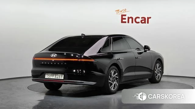 Hyundai Grandeur (GN7) id 4223396 из Кореи 12