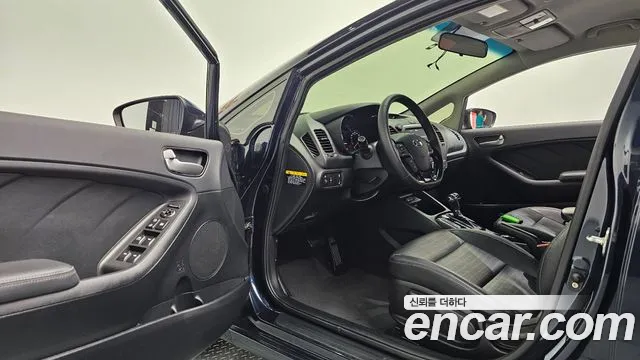 Kia The New K3 id 2665776 из Кореи 12