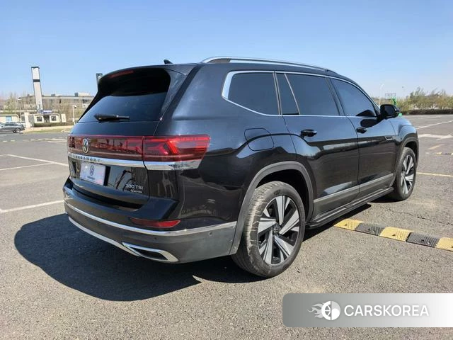 Volkswagen Tourang 2022 Черный из Китая, фото 5