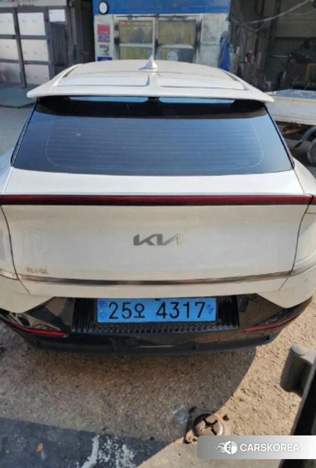 Kia EV6 2023 Белый из Кореи, фото 2