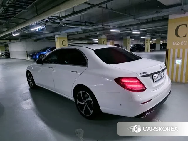 Mercedes-Benz E-Class W213 2020 Белый из Кореи, фото 5