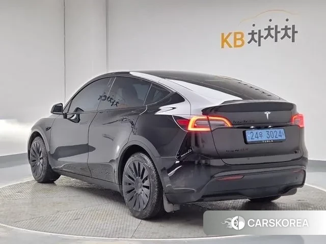 Tesla Model Y id 3618971 из Кореи 10
